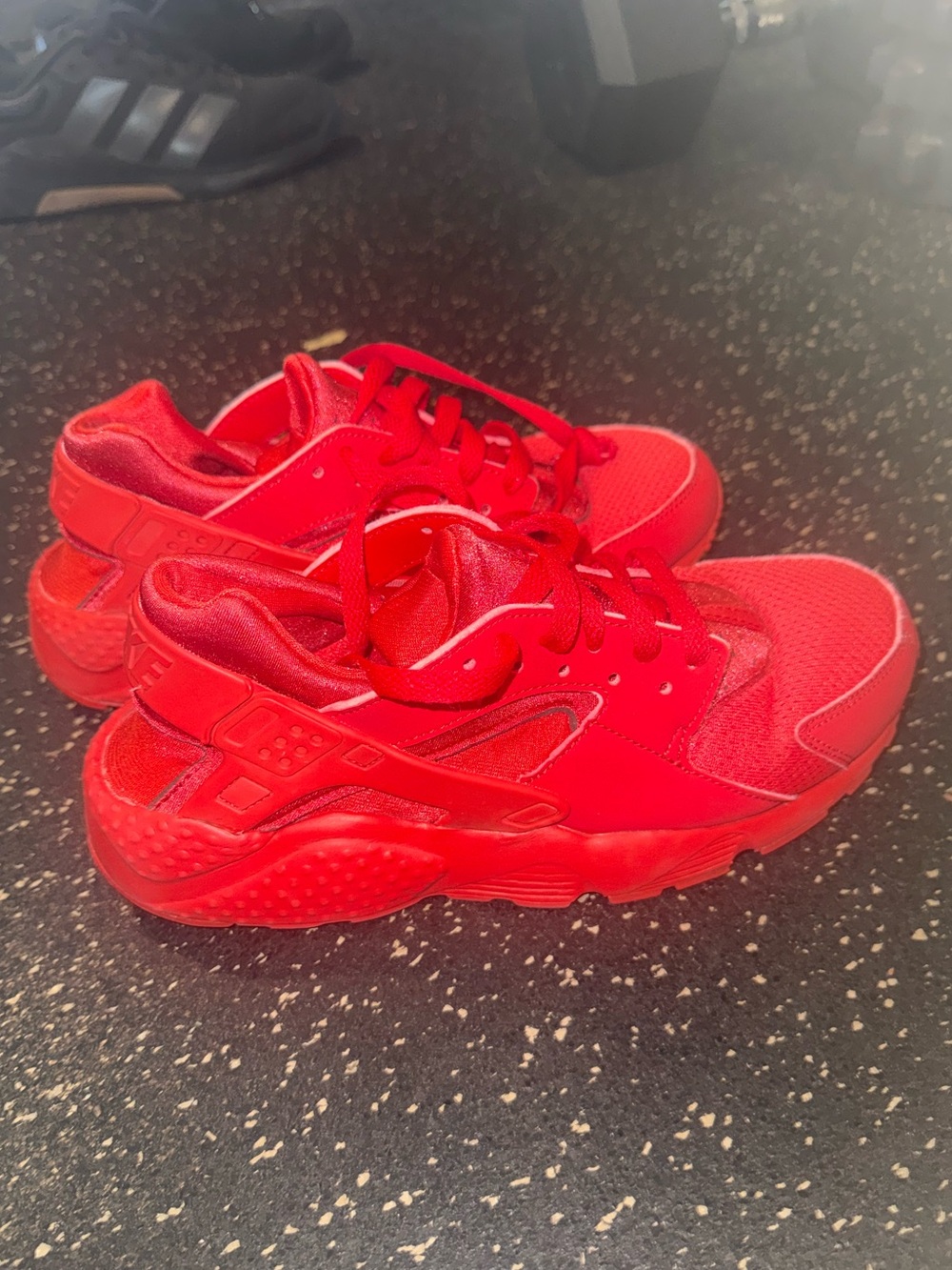 Nike air haurache triple red